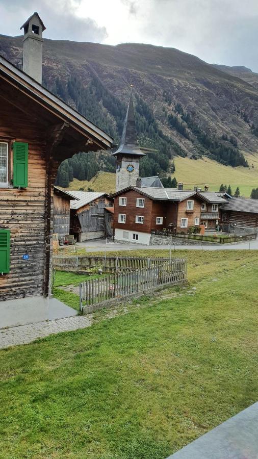 Yeti Lodge Седрун Екстериор снимка