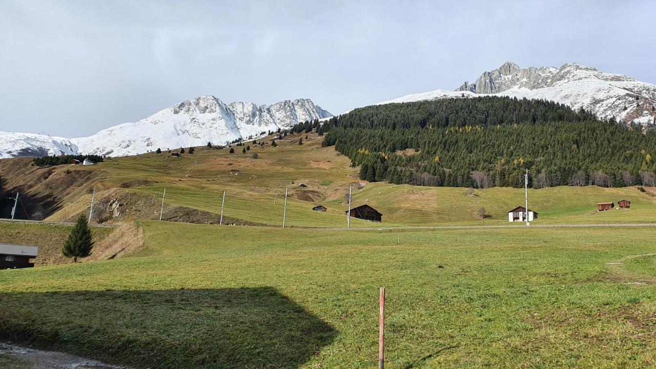 Yeti Lodge Седрун Екстериор снимка