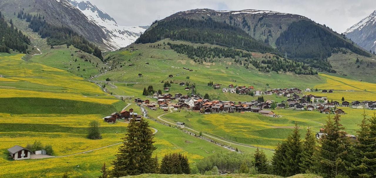 Yeti Lodge Седрун Екстериор снимка