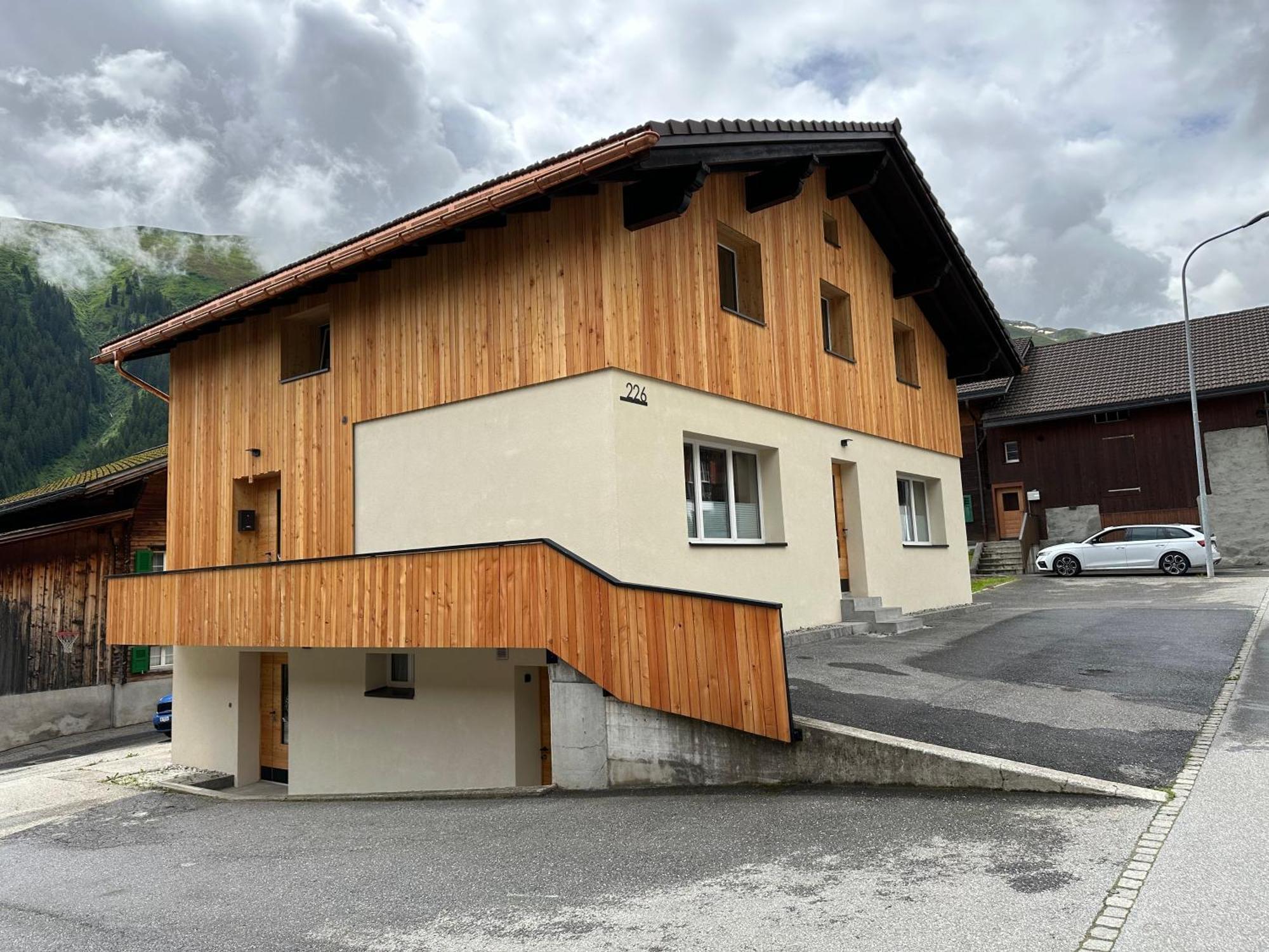 Yeti Lodge Седрун Екстериор снимка
