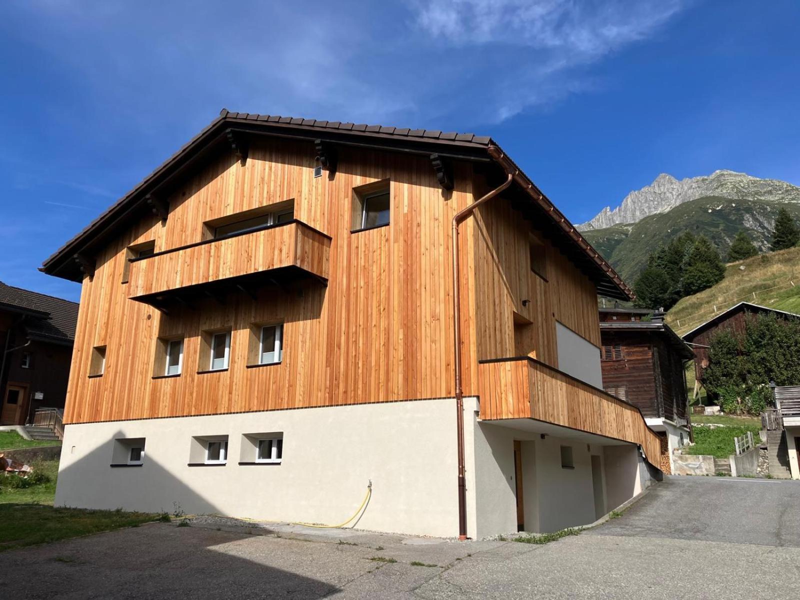 Yeti Lodge Седрун Екстериор снимка