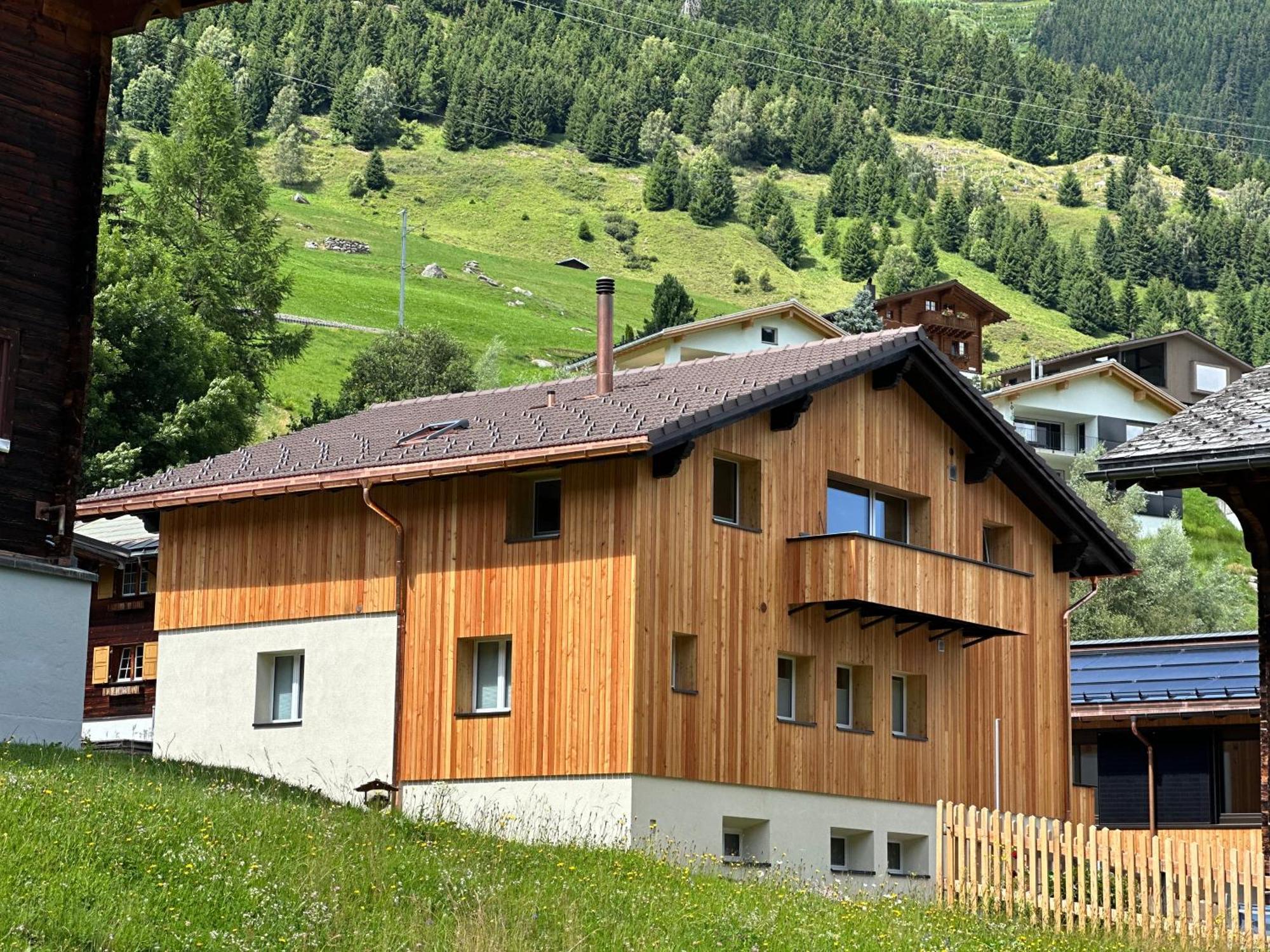 Yeti Lodge Седрун Екстериор снимка