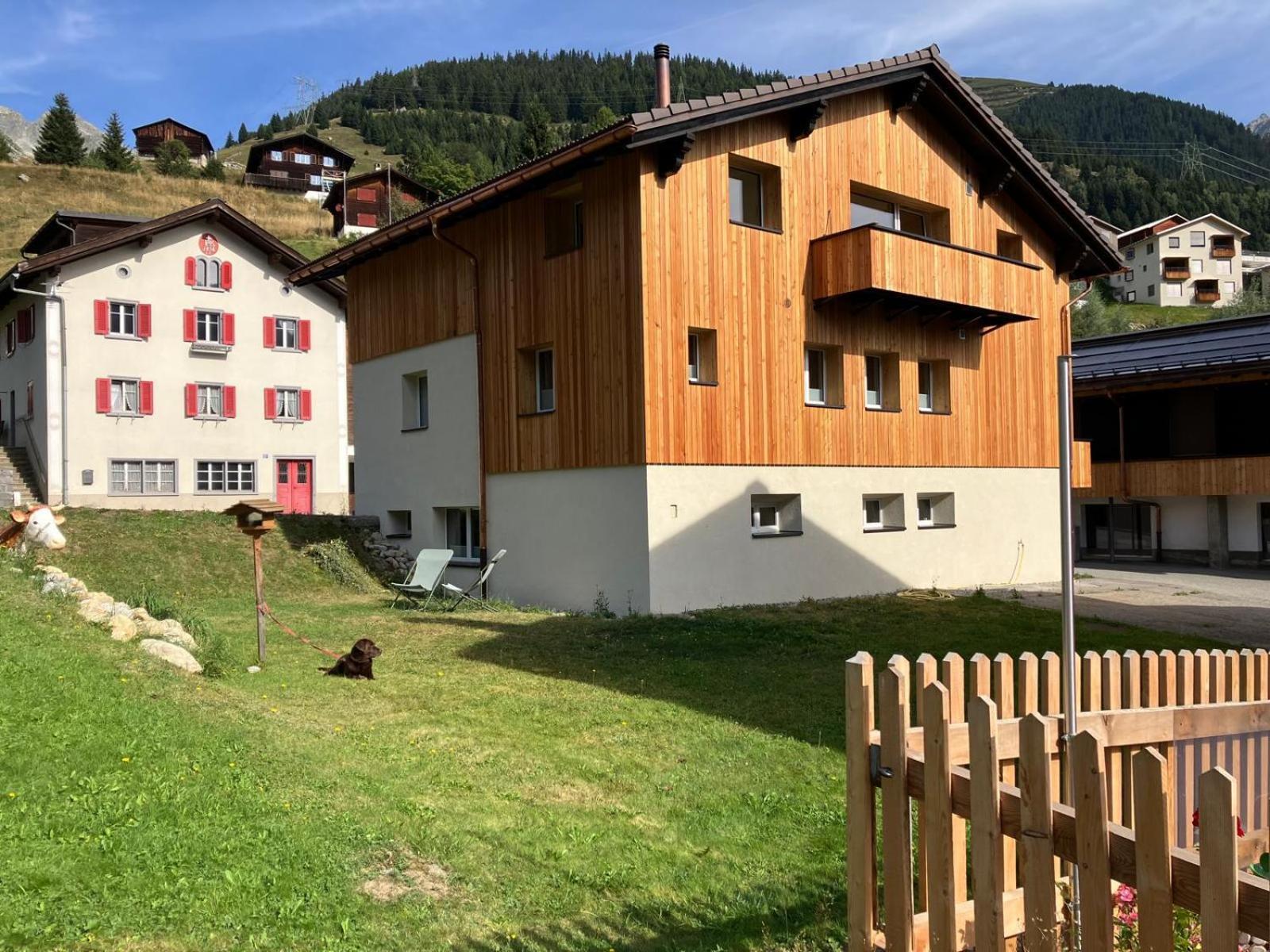 Yeti Lodge Седрун Екстериор снимка